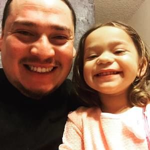 Meet your Posher, Lino